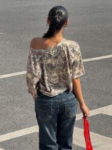 Muchica 1pc Women's All Over Print Asymmetrical Neckline Short Sleeve Pullover Top,Rave Top - Khaki - View 2