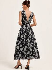 GENKIRA 意大利时尚经典 V 领雪纺印花高腰收腰褶皱下摆喇叭裙，无袖波西米亚度假时尚风格全身印花花卉印花，适合夏季春秋季 - 黑與白 - 查看 2