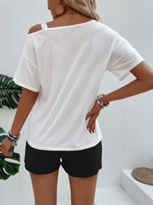 SHEIN LUNE 2pcs/Set Women Heart Print Asymmetrical Neck Short Sleeve Top And Shorts Set - Black and White - View 2