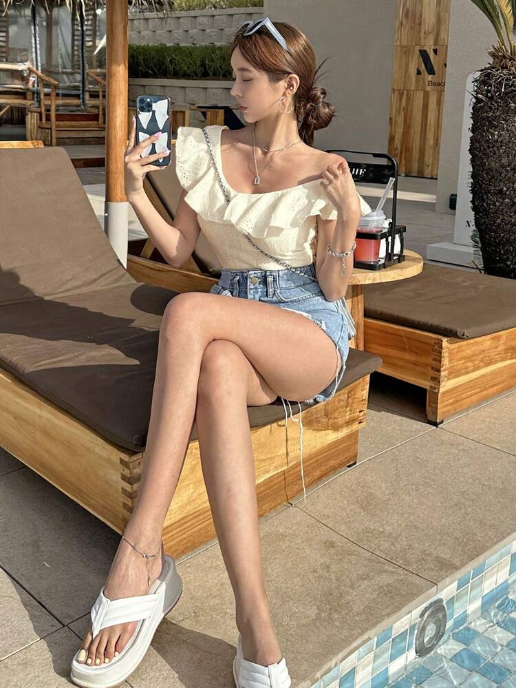 Women Solid Color Embroidered T-Shirt With Oblique Shoulder And Ruffle Hem,Crop Tops Women