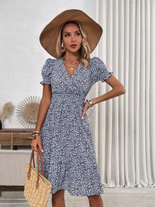 Breezaya 度假休闲迷你碎花泡泡袖连衣裙