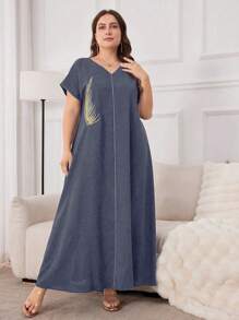 Al Najma 大码女式植物刺绣阿拉伯风格长裙 - 淺灰紫 - 查看 3