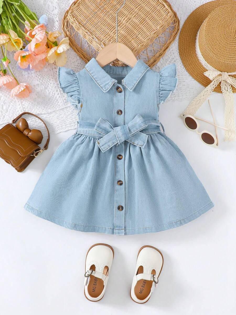 SHEIN Vestido de mezclilla con cinturón y mangas cortas lindo para bebé niña - Celeste - Ver 1