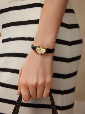 MOTF PREMIUM 1PC GOLDEN OVAL DIAL PATTERNED STRAP WOMEN'S WATCH