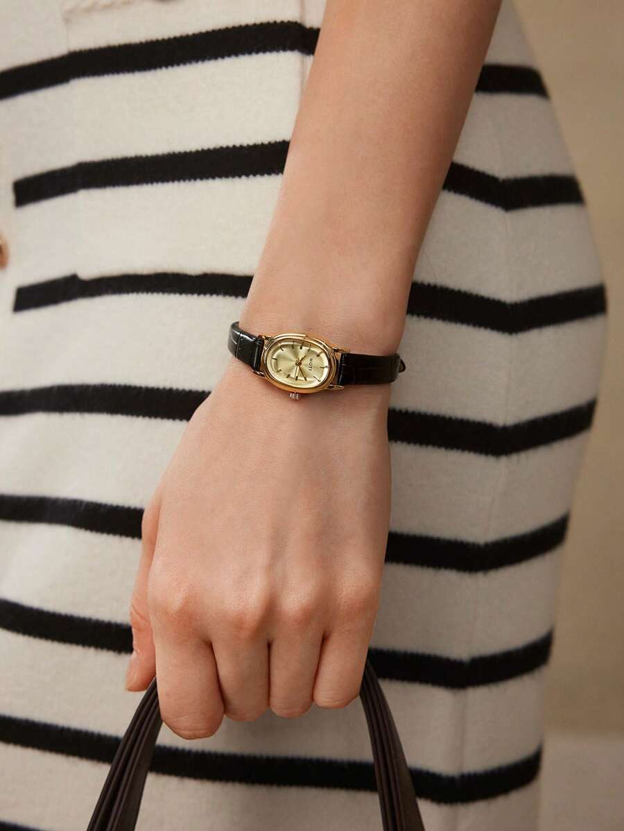 MOTF PREMIUM 1PC GOLDEN OVAL DIAL PATTERNED STRAP WOMEN'S WATCH - Black - View 1