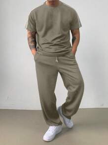 DAZY Men's Two Pieces Set: T-Shirt With Side Shoulder Contrast Tape - Dark Grey - View 4