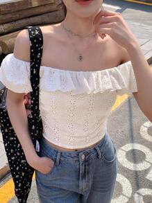 DAZY Blouse décontractée à épaules dénudées pour femmes, courte, blanche, tenue d'été pour croisière, avec volants, top court pour femmes