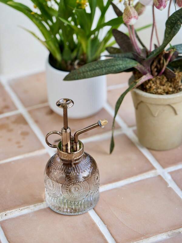 Cirelle 1Pc Glass Plant Mister With Brown Gradient Color | European Style Indoor & Outdoor Watering Can | Vintage Nordic Design For Summer Gardening, Patio, Balcony, And Home Decor | Ideal For Succulents, Herbs, And Houseplants