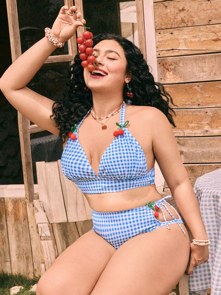 Swim Mod 大码女式 2 件套可爱樱桃装饰抽绳腰部蝴蝶结比基尼泳装 - 彩色 - 查看 1