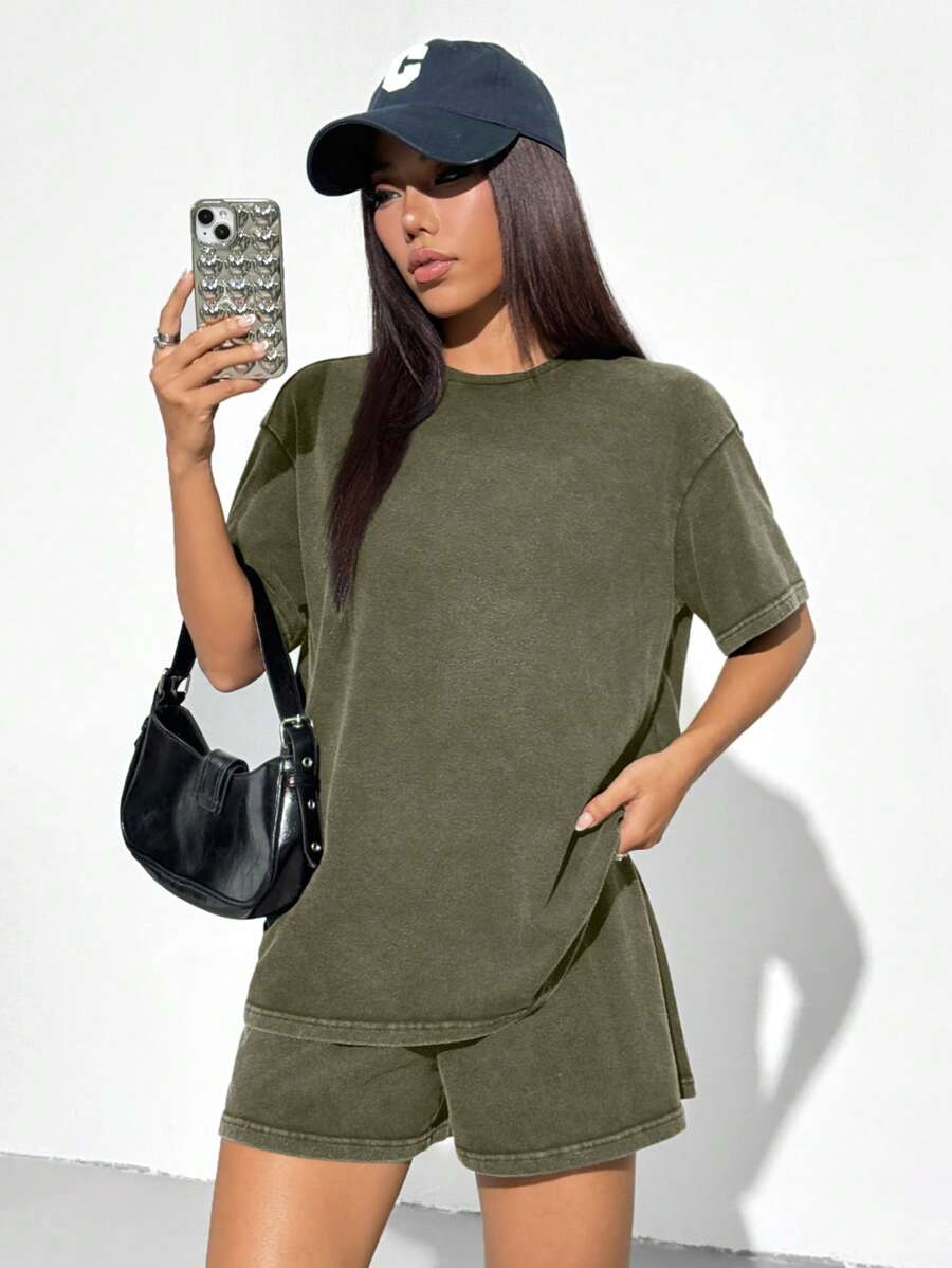 SHEIN EZwear 女士复古风T恤短裤两件套 - 軍綠色 - 查看 1