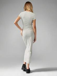 MISSGUIDED 条纹Midaxi T恤连衣裙罗纹泽西长款合身夏季春季休闲基本款Bodycon Day时尚轻盈拉伸 - 彩色 - 查看 2