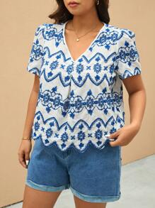 Elaquor 大码花卉刺绣 V 领短袖衬衫，夏季度假