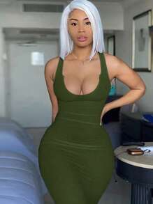 SHEIN Plus Size Women's Solid Color V-Neck Sleeveless Bodycon Dress - Army Green - View 5