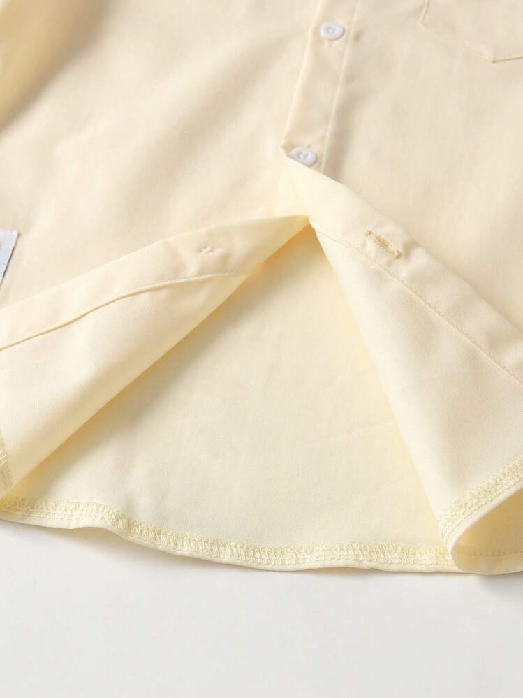 SHEIN Young Boy Casual Comfortable Solid Color Long Sleeve Shirt, Refined Small Logo Decor, Pairs Well With Casual Pants, Suitable For Daily Casual Wear, Travel, Gatherings, Holidays And School, Versatile Shirt For Spring And Autumn Seasons Chic Outfits For Autumn/Winter - Yellow - View 5