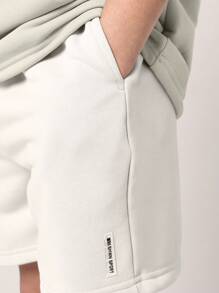 SUMWON 夏季套装两件套短裤搭配T恤标志设计运动服青少年休闲运动服儿童训练服