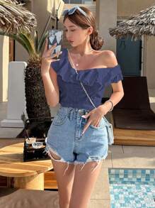 DAZY Camiseta informal de verano para mujer con cuello asimétrico y volantes de unicolor, crop top para mujeres