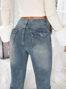 SHEIN ICON 女式 Y2k 高腰几何刺绣铆钉细节喇叭裤腿牛仔裤，带 4 个口袋 - 霧霾藍 - 查看 2