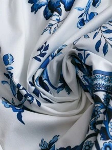 Breezaya Plus Size Women Floral Print Vacation Shorts - Blue and White - View 5