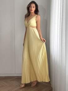 Firerie 春夏新品优雅、浪漫、性感、时尚的女装，女士黄色长裙端庄大方，美丽的阳光褶皱细节，腰部镂空设计。完美的女士长裙装，适合音乐会和音乐庆典、生日派对、日常时尚穿着、度假穿着、都市时尚、时装秀、返校时尚，也适合浪漫约会、婚礼和任何春夏童话核心活动。 - 淡黃色 - 查看 4
