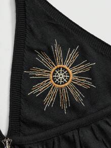 ROMWE Retro Hippie Star & Moon Embroidered Halter Back Sexy Knit Top For Women - Black - View 4