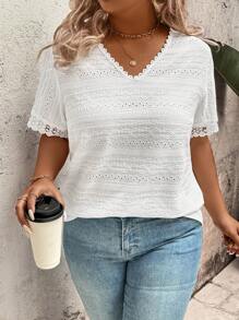 EMERY ROSE Plus Size V-Neck Lace Splice Collar Short Sleeve Textured T-Shirt - White - View 5
