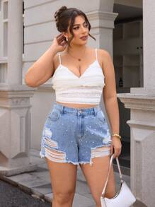 SHEIN Essnce Plus Size Women Pockets Studded Ripped Frayed Hem Denim Shorts - Light Wash - View 4