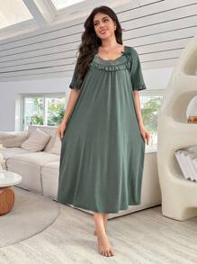 SHEIN Plus Size Loose Comfortable Bowknot Ribbon Decor Solid Color Short Sleeve Lace Collar Nightgown - Green - View 3