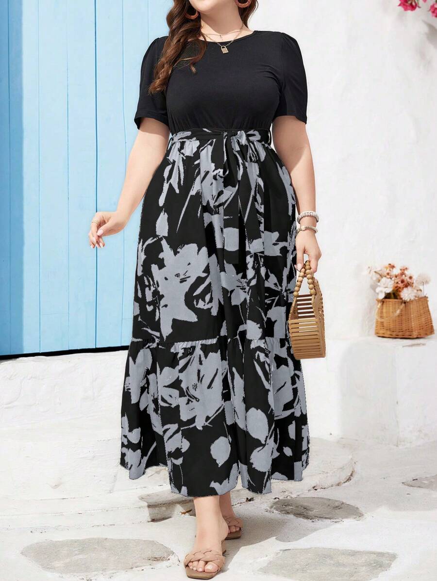 SHEIN Holidaya Plus Size Random Printed Ruffle Hemline Short Sleeve Dress With Round Neck Maxi Women Outfit