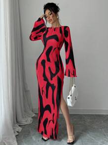 Chiquease Elegant Women's Full Print Slit Bell Sleeve Backless Dress - Red - View 4