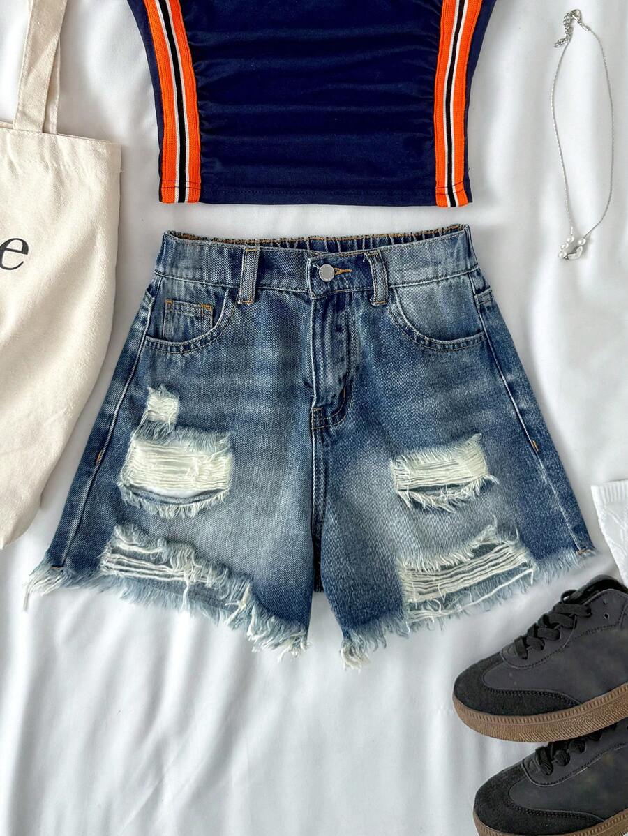 SHEIN Tween Girl 2025 Nou Y2K Primăvara Vară Boho Stoned Washed Ripped Raw Hem Jeans Pantaloni scurți Denim, Tinute pentru fete de vară, Copii Fete Primăvară și Vară Casual Vacanță Country Boho Wear, Tinute de plajă pentru fete, Western Street Wear pentru fete, ținute de vacanță de primăvară, ținute Rave Festival Pantaloni scurți din denim