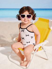 1pc Girls Butterfly Pattern Adjustable Strap One-Piece Swimsuit