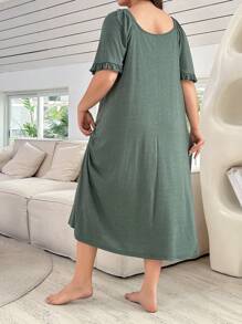 SHEIN Plus Size Loose Comfortable Bowknot Ribbon Decor Solid Color Short Sleeve Lace Collar Nightgown - Green - View 2