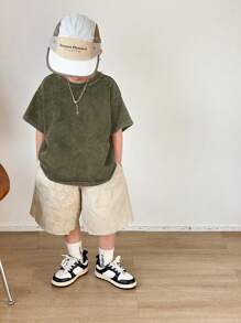 SHEIN 1 件年轻男孩休闲运动学院日韩宽松水洗柔软舒适圆领T恤适合孩子返校适合生日派对、聚会、表演、婚礼、洗礼、返校日常适合上学适合旅行适合运动适合春夏季 - 橄欖綠 - 查看 12