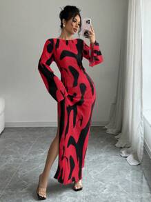 Chiquease Elegant Women's Full Print Slit Bell Sleeve Backless Dress - Red - View 6