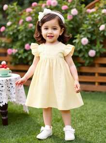 SHEIN 婴儿/幼儿女孩黄色纯色度假风格迷你连衣裙，带荷叶边袖和小圆领，适合夏季 - 黃色 - 查看 2