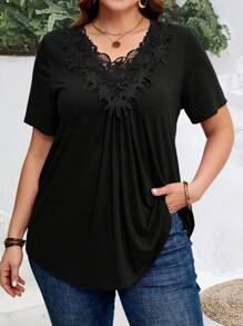 EMERY ROSE Plus Size Summer Casual Solid Color Embroidered Patch Short Sleeve T-Shirt - Black - View 6