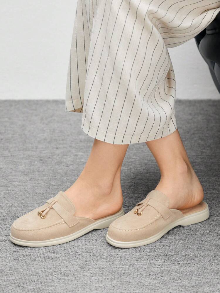 CUCCOO BIZCHIC レディースファッション アプリコット スエード生地 クラシックシンプル タッセル メタルバックル装飾 ミュール ローファースリッポンシューズ、通勤、デート、パーティー、ショッピング、休暇、家庭用に最適