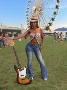 Slaydiva Women's Flared Casual Denim Jeans With Eyelet & Buckle Waistband Design - Blue - View 7