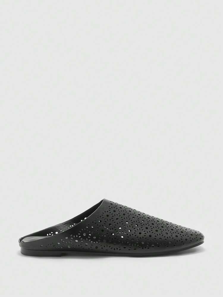 CUCCOO BIZCHIC Women's Black PU Laser Textured Platform Mules With 1cm Heel