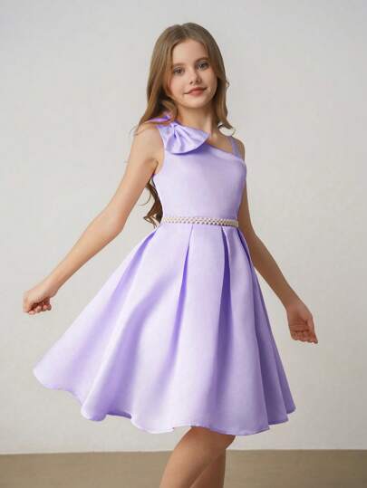 Vestido de fiesta o boda elegante de línea A sin mangas con lazo en la cintura y cinturón para niña preadolescente