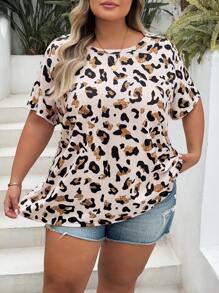 SHEIN CURVE+ Plus Size Women Leopard Print Short Sleeve Casual T-Shirt, Suitable For Summer, Music Festival