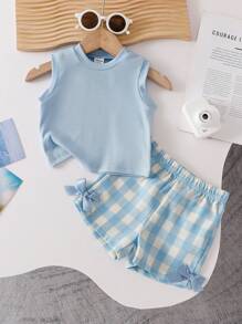 SHEIN Vintaside Kids 女婴夏季蓝色纹理无袖上衣和蓝色格子短裤套装，饰有蓝色蝴蝶结，休闲户外穿着必备 - 藍色 - 查看 7