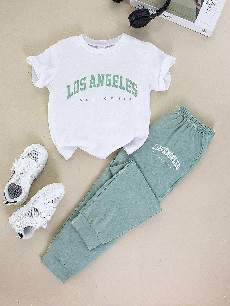 SHEIN Explorewe 2 pezzi Set maglietta a maniche corte con stampa di lettere e numeri e pantaloni per ragazzi giovani, stile casual semplice, adatto per outfit quotidiano con giacca, adatto per uscite, viaggi, shopping, attività festive e riunioni, moda di strada