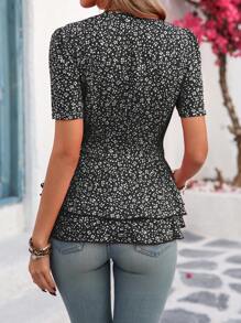 SHEIN Clasi 女士春夏法式优雅办公/休闲/度假 V 领泡泡袖褶皱腰双层下摆前开短袖蓝白碎花衬衫 - 黑色 - 查看 2