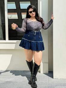 SHEIN EZwear تنورة ديم مصغرة ذات طيات من طراز كلية عتيق للمرأة ذات الحجم الكبير ، بلون أزرق متوسط ، موديل صيفي - أزرق متوسط - مشاهدة 3