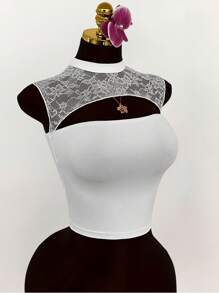 Amplova Boho-Urlaubs-Sommer-Outfits für Frauen, Urlaubs-Outfits für Frauen, ärmelloses T-Shirt mit Rundhalsausschnitt, Spitze und Patchwork-Aussparung und Krawattendekor