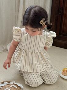 SHEIN 2pcs Baby Girls Vacation Casual Striped Seersucker Ruffled Cap Sleeve Top And Pants Set, Spring/Summer Toddler Clothes Young Girls Sets Classic Clothes For Little Girls 3years