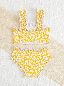 Gele tankini met bloemenprint en brede bandjes en ruches voor jonge meisjes, bijpassende outfits voor mama en mij (3 sets apart verkrijgbaar)