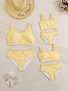 Gele tankini met bloemenprint en brede bandjes en ruches voor jonge meisjes, bijpassende outfits voor mama en mij (3 sets apart verkrijgbaar)