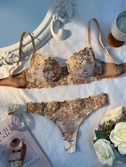 Roze Romantic Wire BH Pantie Lingerie Set Women